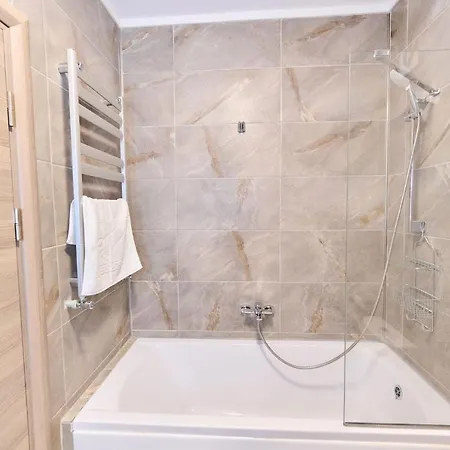 Cermar Apartment- N Pool Resort- Parking