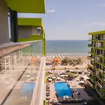 Cermar Apartment- N Pool Resort- Parking Apartment