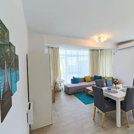 Cermar Apartment- N Pool Resort- Parking