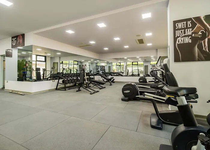 Cermar Apartment- N Pool Resort- Parking ママイア