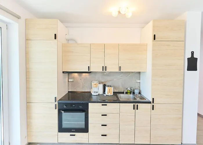 Cermar Apartment- N Pool Resort- Parking * Mamaia